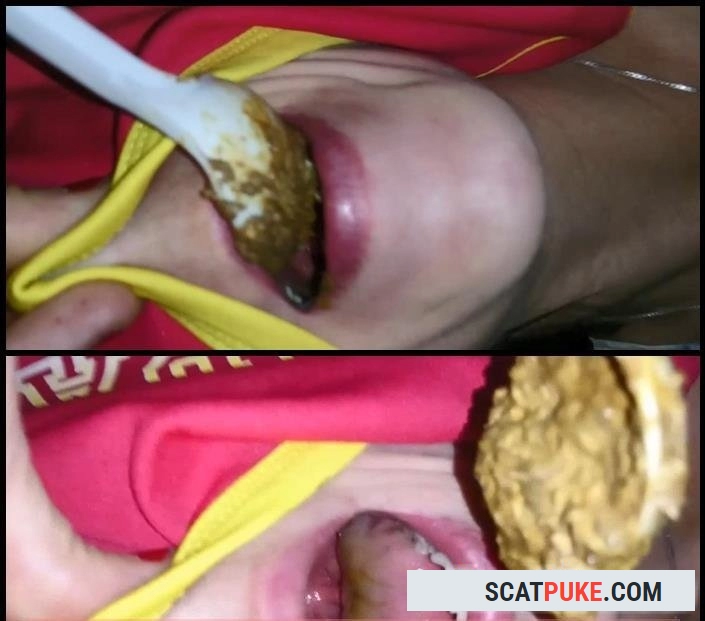 REAL SCAT SWALLOW GIRL - Incredible Scat Amateur Feeding A Lot Of SHIT - Full HD 1080p  [910 MB]