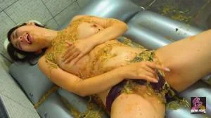 Japanese girls eating, puking and masturbating in own vomit - FullHD 1080p [1.51 GB]