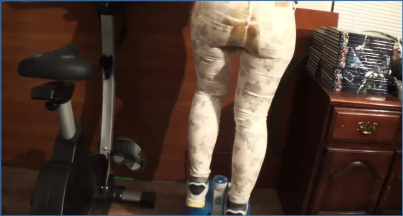 DirtyBetty: SweetBettyParlour - Shit Training (PantyPOOPING) - scat porn video at ScatPuke.com