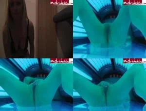 Dirty-Tina - Tinas Video-Tagebuch im Solarium 02 07 11 - SiteRip  [12.69 MB]