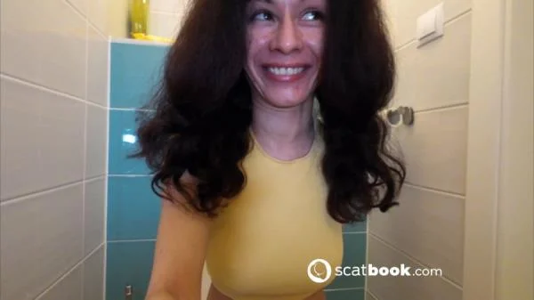 Morning poo porcion, licking finger after my butt, licking toilet - UltraHD 4K [644 MB]