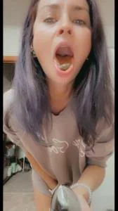 Eating Off Of My Plug Twice - UltraHD 2K [141 MB]