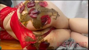 Red Flowers And Brown Poop - HD 720p [798 MB]
