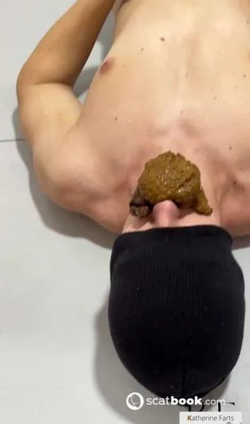 Pile of shit - HD 720p  [26.4 MB]