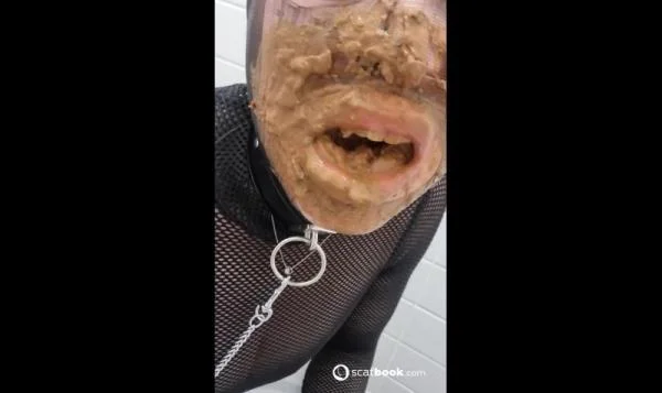 The slave eats her master's shit from the toilet - HD 720p  [570.39 MB]