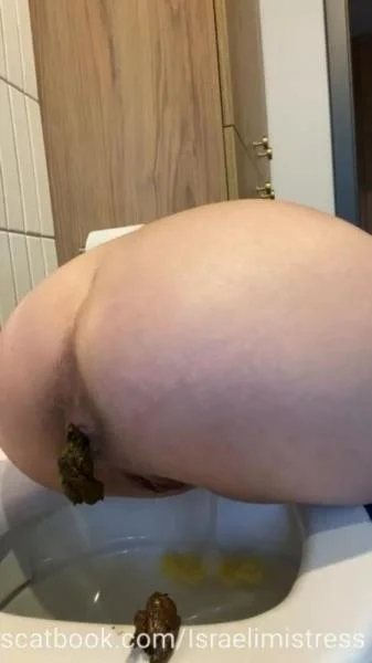 Heavi dinner for pathetic slut - SD [14.3 MB]