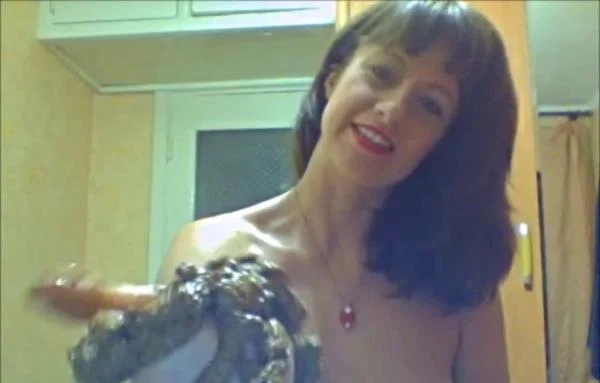 Dirty Poo Slut - SD [315 MB]