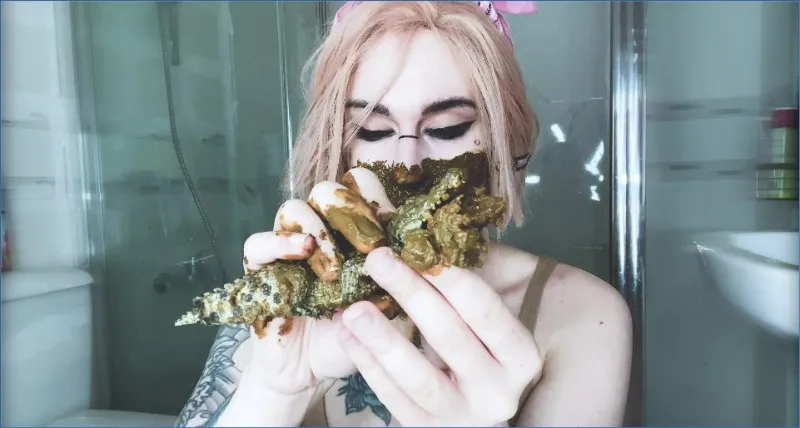 SweetBettyParlour - Shitting, Smearing - Quality - scat porn video at ScatPuke.com