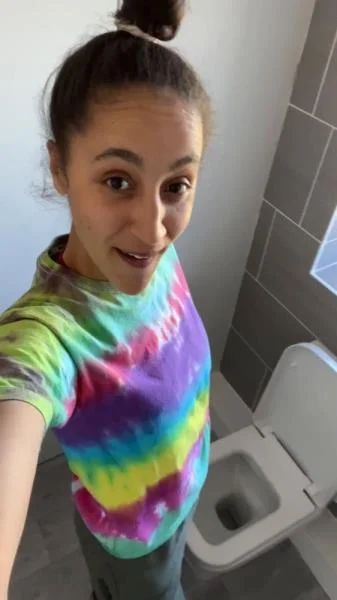 Silence In The Toilet - FullHD 1080p [Ella Dearest aka Efro Ella] Solo, Defecation