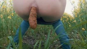 Springtime Poop - HD 720p [Mia Skye aka MiaRoxxx] Germany, Dirty Anal