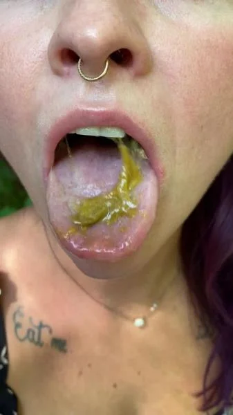 Golf Balls in Public [UltraHD 2K] Scat, Fetish