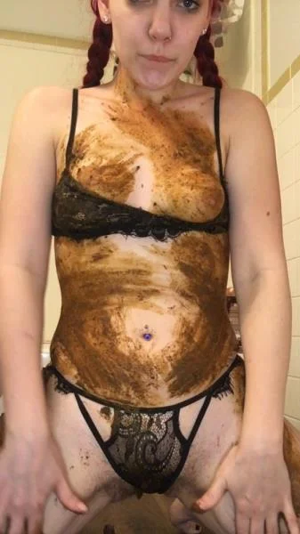 Thanksgiving Dinner Shit [SD] Toilet, Smearing