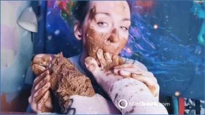 Creamy Shit x Giant Sexy Feet [Full HD 1080p]  Sweet Betty Parlour