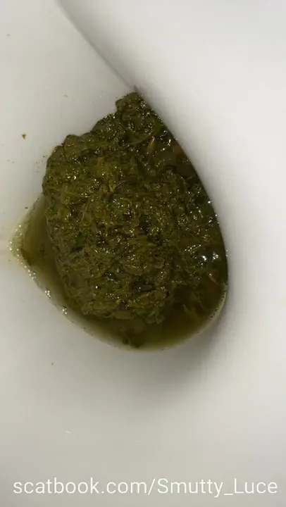 Smutty Luce Teases and Smirks Through a Solo Scat Round Before - scat porn video at ScatPuke.com