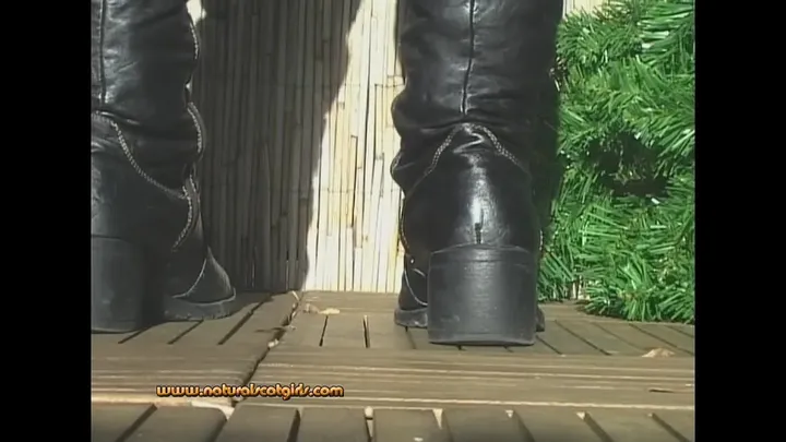 Quick and Grimy Solo Scat by Natural Scat Girls - scat - popular scat video at ScatPuke
